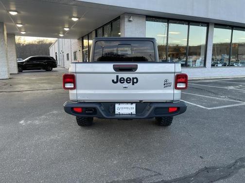 2022 Jeep Gladiator Willys 4x4