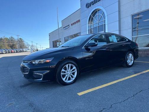 Mosaic Black Metallic 2017 Chevrolet Malibu 1LT