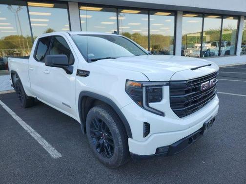 Summit White 2023 GMC Sierra 1500 Elevation