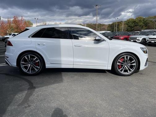 2023 Audi SQ8 4.0T Premium Plus