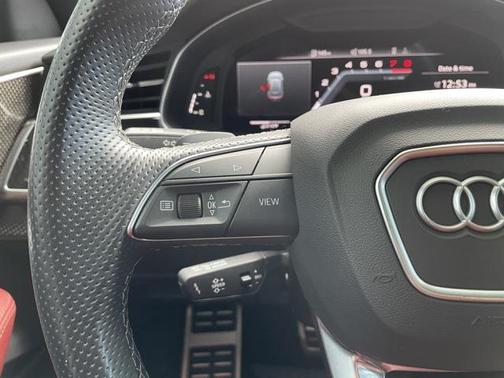 2023 Audi SQ8 4.0T Premium Plus