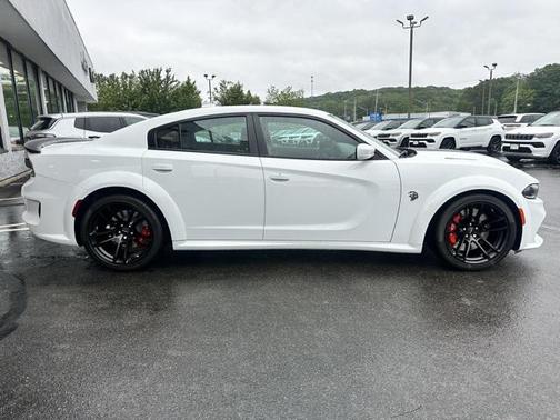 2022 Dodge Charger SRT Hellcat Widebody Jailbreak