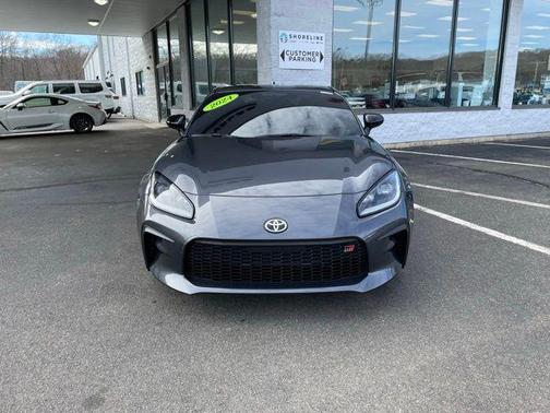 2024 Toyota GR86 Premium