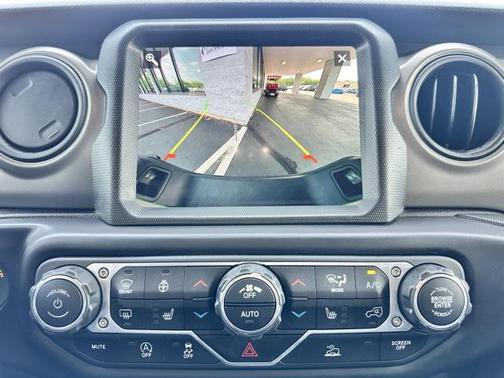 2022 Jeep Gladiator Willys 4x4