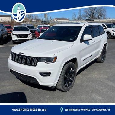 2022 Jeep Grand Cherokee Laredo