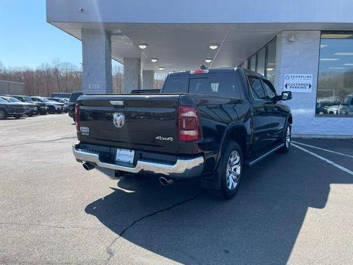Diamond Black Crystal Pearlcoat 2022 RAM 1500 Longhorn