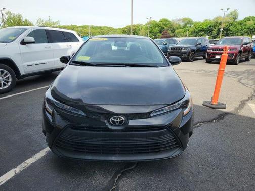 Midnight Black Metallic 2025 Toyota Corolla LE