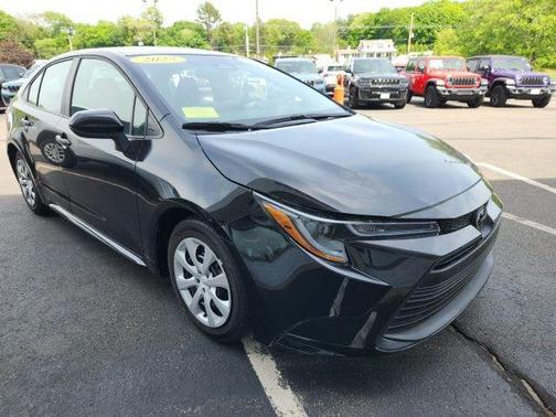 Midnight Black Metallic 2025 Toyota Corolla LE