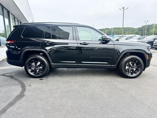 2025 Jeep Grand Cherokee L Altitude