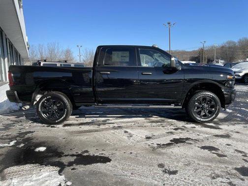 2026 RAM 2500 Black Express Crew Cab 4x4 6'4' Box