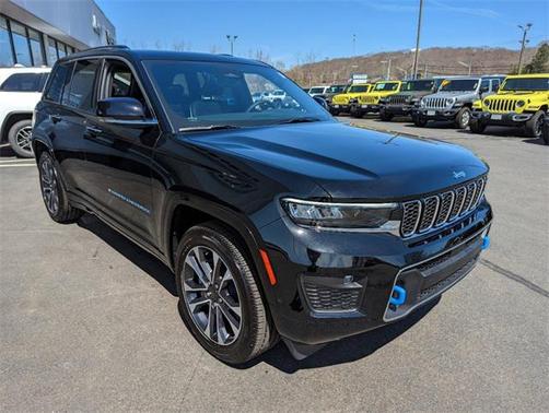 2022 Jeep Grand Cherokee 4xe Overland