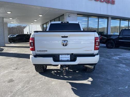 2024 RAM 2500 Laramie Crew Cab 4x4 6'4' Box