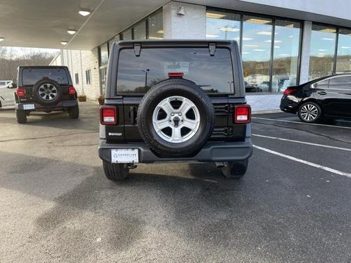 2022 Jeep Wrangler Sport S