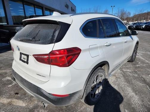 2018 BMW X1 xDrive28i