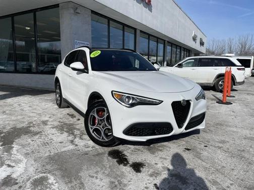 2022 Alfa Romeo Stelvio Sprint