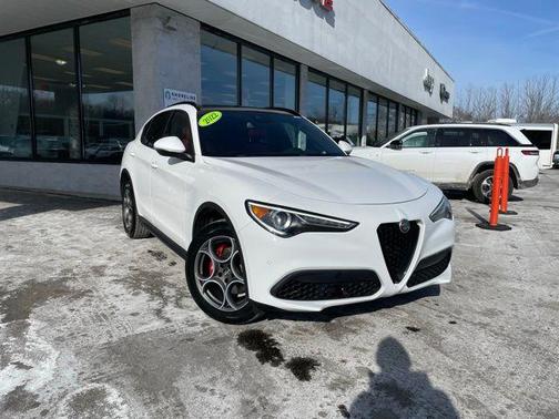 2022 Alfa Romeo Stelvio Sprint