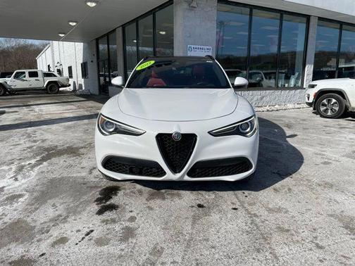 2022 Alfa Romeo Stelvio Sprint