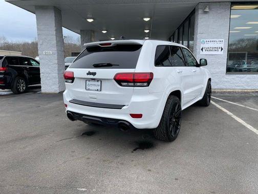 2020 Jeep Grand Cherokee SRT