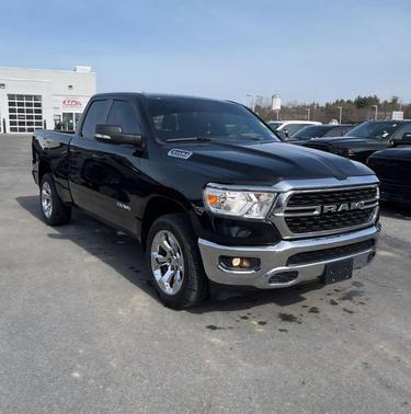 Diamond Black Crystal Pearlcoat 2022 RAM 1500 Big Horn/Lone Star