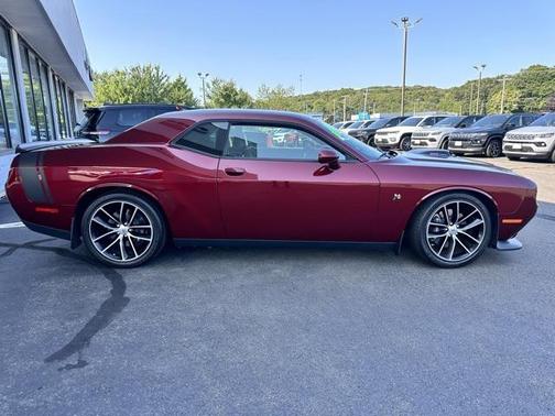 2017 Dodge Challenger R/T 392