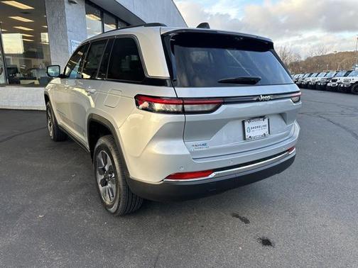 2024 Jeep Grand Cherokee 4xe Base