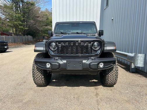 Granite Crystal Metallic Clearcoat 2026 Jeep Wrangler Willys