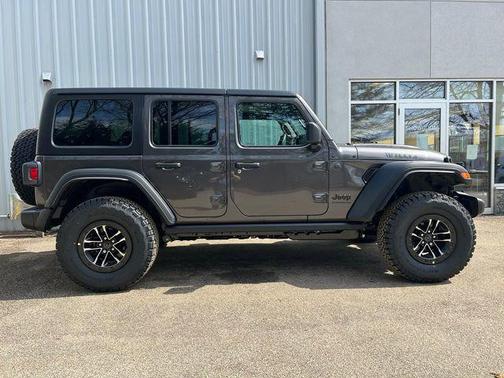 Granite Crystal Metallic Clearcoat 2026 Jeep Wrangler Willys