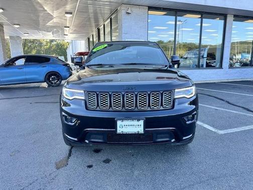 2022 Jeep Grand Cherokee Laredo