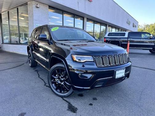 2022 Jeep Grand Cherokee Laredo