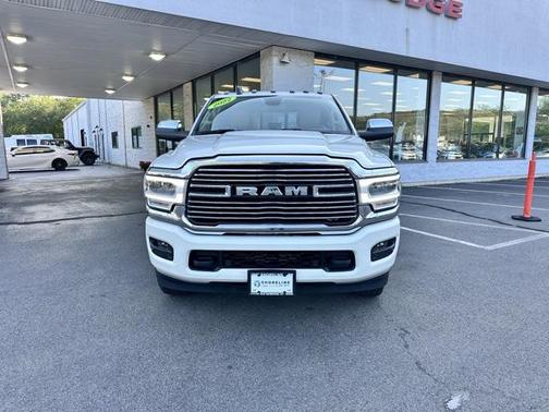 2022 RAM 2500 Laramie Crew Cab 4x4 6'4' Box