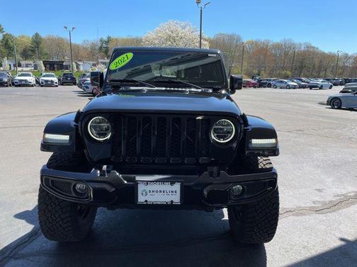 Black Clearcoat 2021 Jeep Gladiator High Altitude 4x4