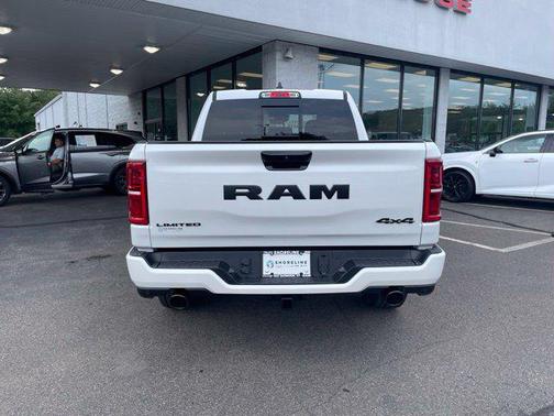 Ivory White Tri-Coat Pearlcoat 2027 RAM 1500 Limited