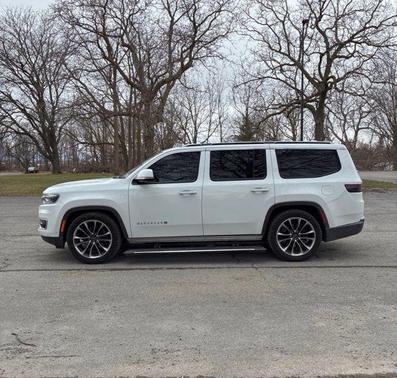 Bright White Clearcoat 2022 Jeep Wagoneer Series III 4x4