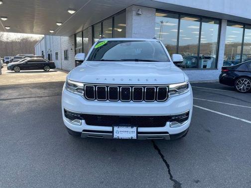 2022 Jeep Wagoneer Series III 4x4