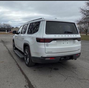 Bright White Clearcoat 2022 Jeep Wagoneer Series III 4x4