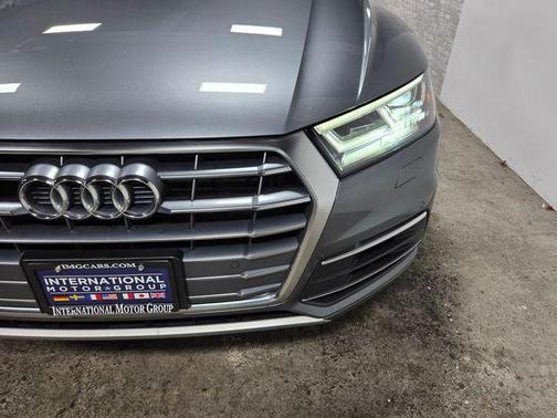 2019 Audi Q5 2.0T Premium Plus
