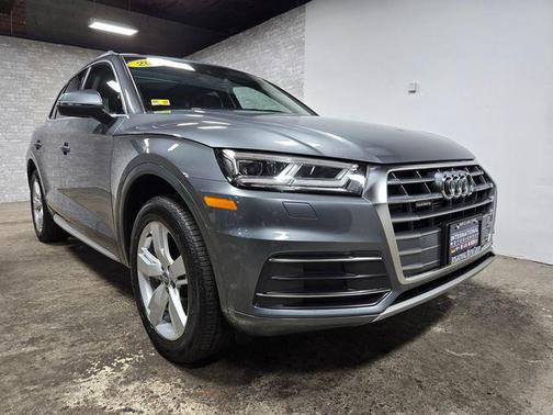 2019 Audi Q5 2.0T Premium Plus