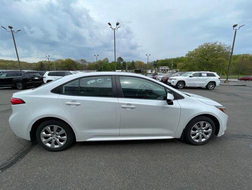 Wind Chill Pearl 2024 Toyota Corolla LE