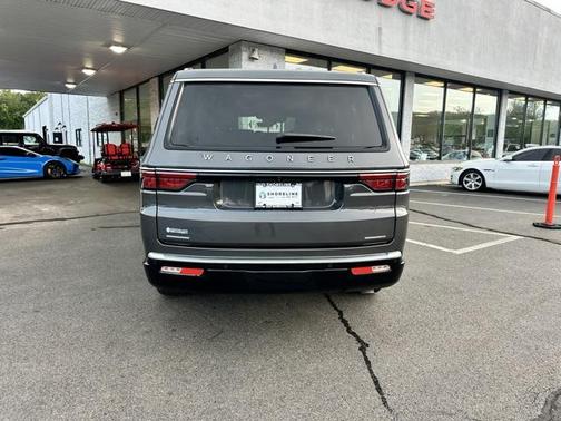 2022 Jeep Wagoneer Series II 4x4