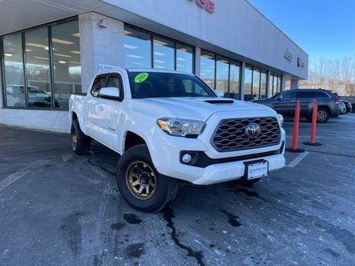 2022 Toyota Tacoma TRD Sport