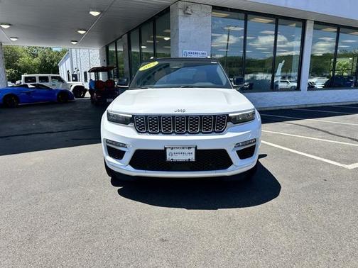 2023 Jeep Grand Cherokee Summit