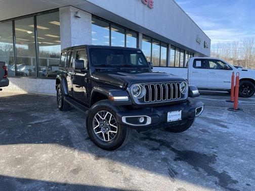 2025 Jeep Wrangler 4-Door Sahara 4x4