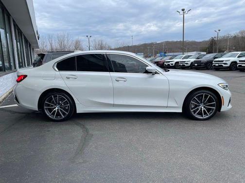 2019 BMW 330 xDrive