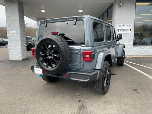 2024 Jeep Wrangler 4xe Sahara