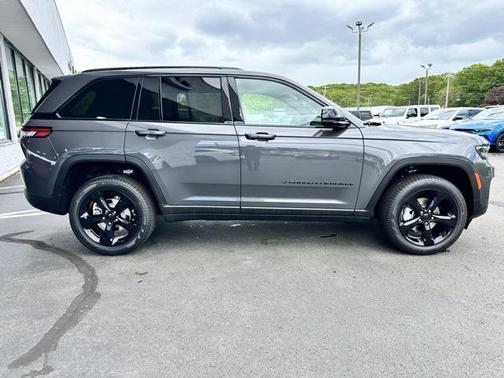 2025 Jeep Grand Cherokee Limited X