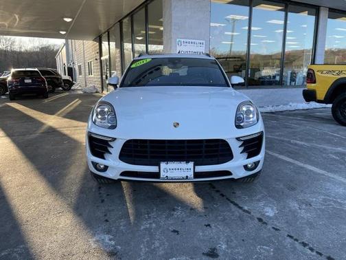 2017 Porsche Macan Base