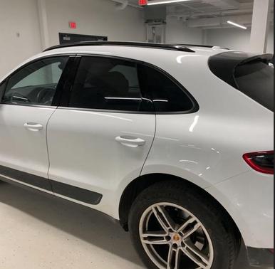 2017 Porsche Macan Base