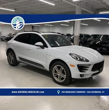 2017 Porsche Macan Base