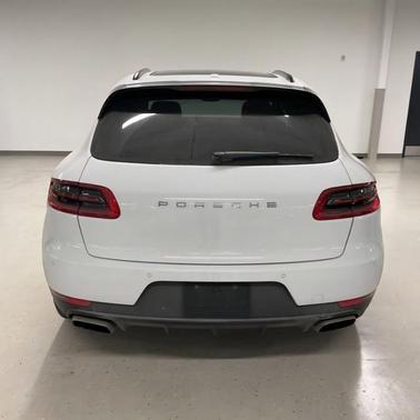 2017 Porsche Macan Base