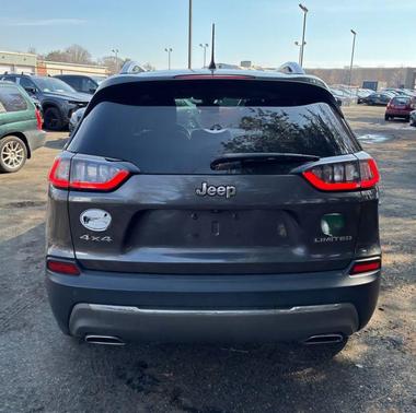 Granite Crystal Metallic Clearcoat 2019 Jeep Cherokee Limited